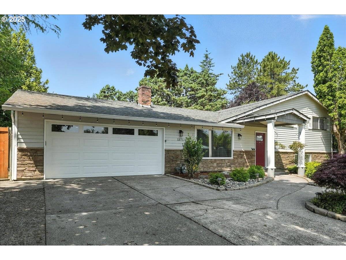 Gresham, OR 97030,1371 NE BARNES CT
