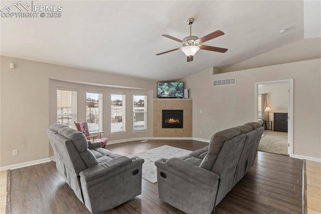 Pueblo, CO 81008,4216 Wills BLVD