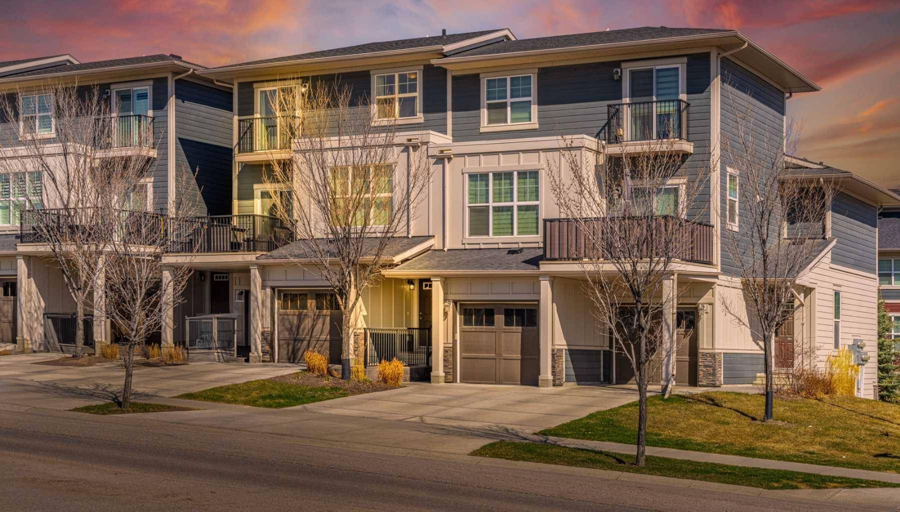 438 Nolan Hill DR NW, Calgary, AB T3R 0V4