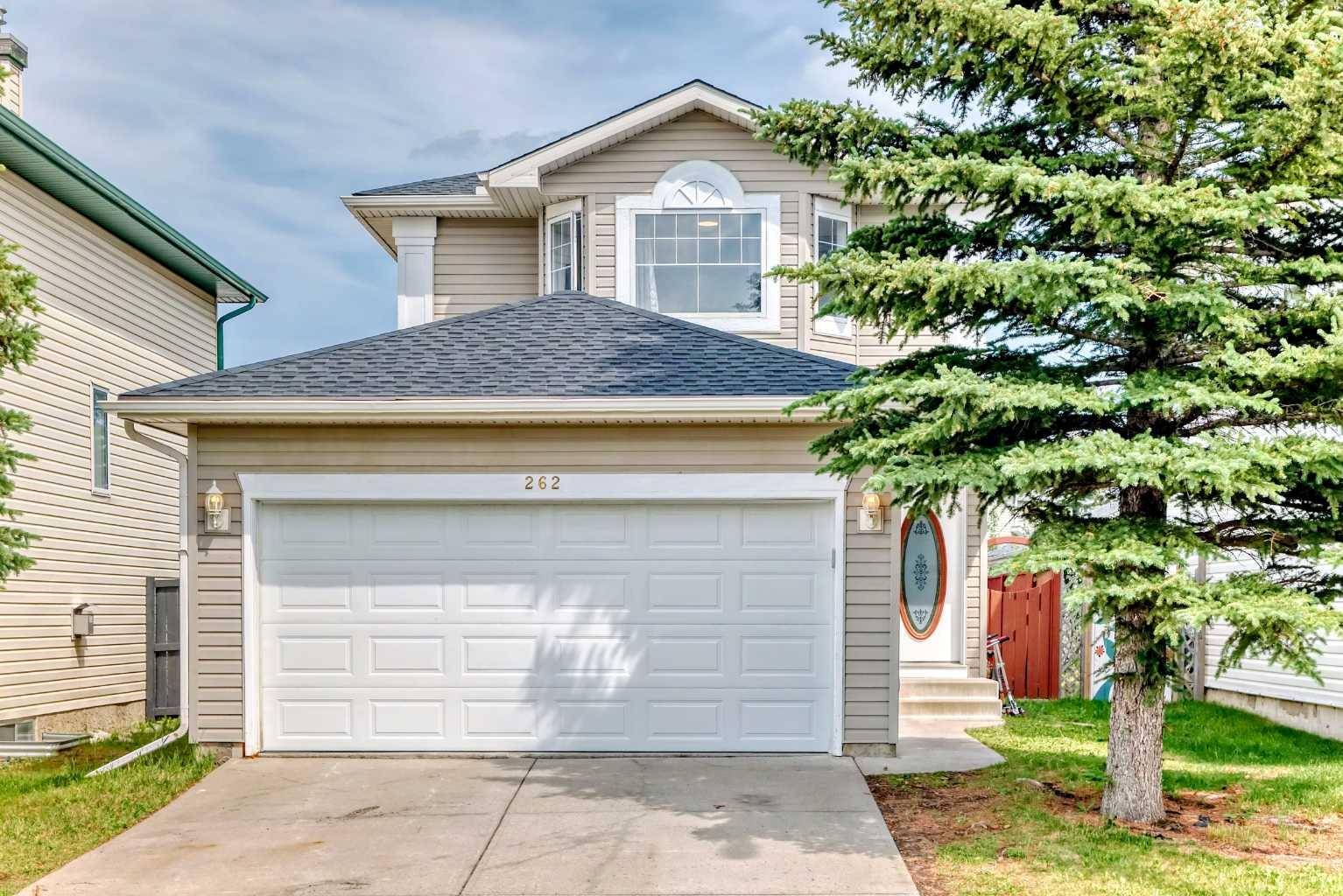 262 Covewood PARK Northeast, Calgary, AB T3K 4V7