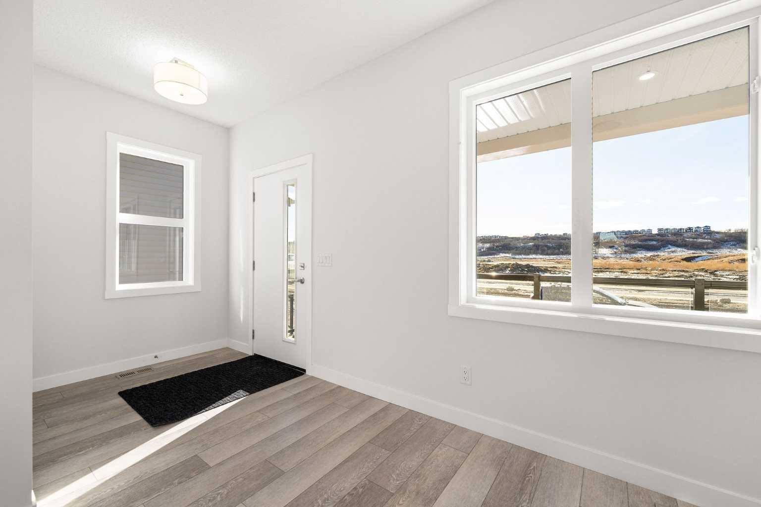 Calgary, AB T2X 5P7,526 WOLF WILLOW BLVD Southeast