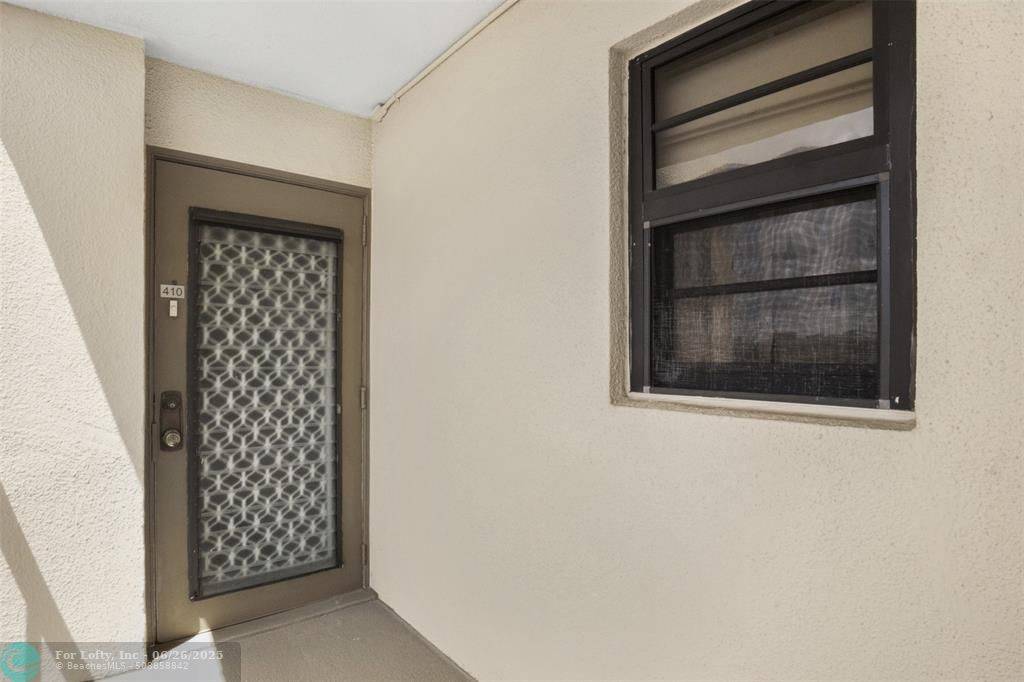 Deerfield Beach, FL 33442,2430 Deer Creek Country Club Blvd  #410