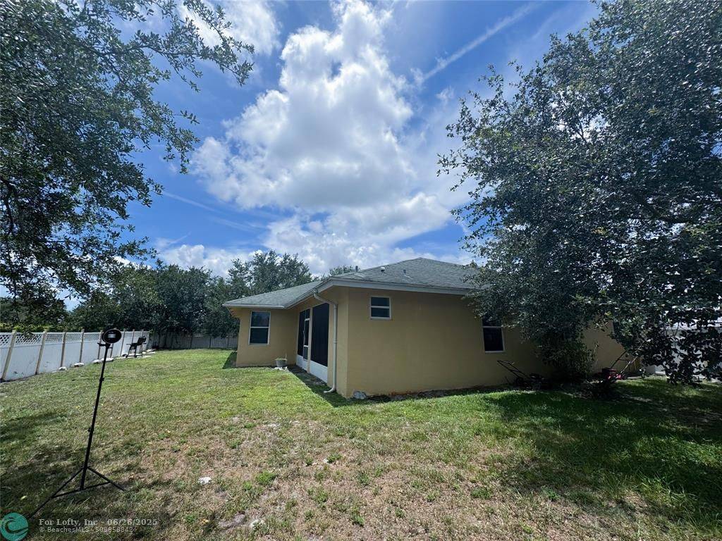 Port St Lucie, FL 34984,180 SW Oakridge Dr