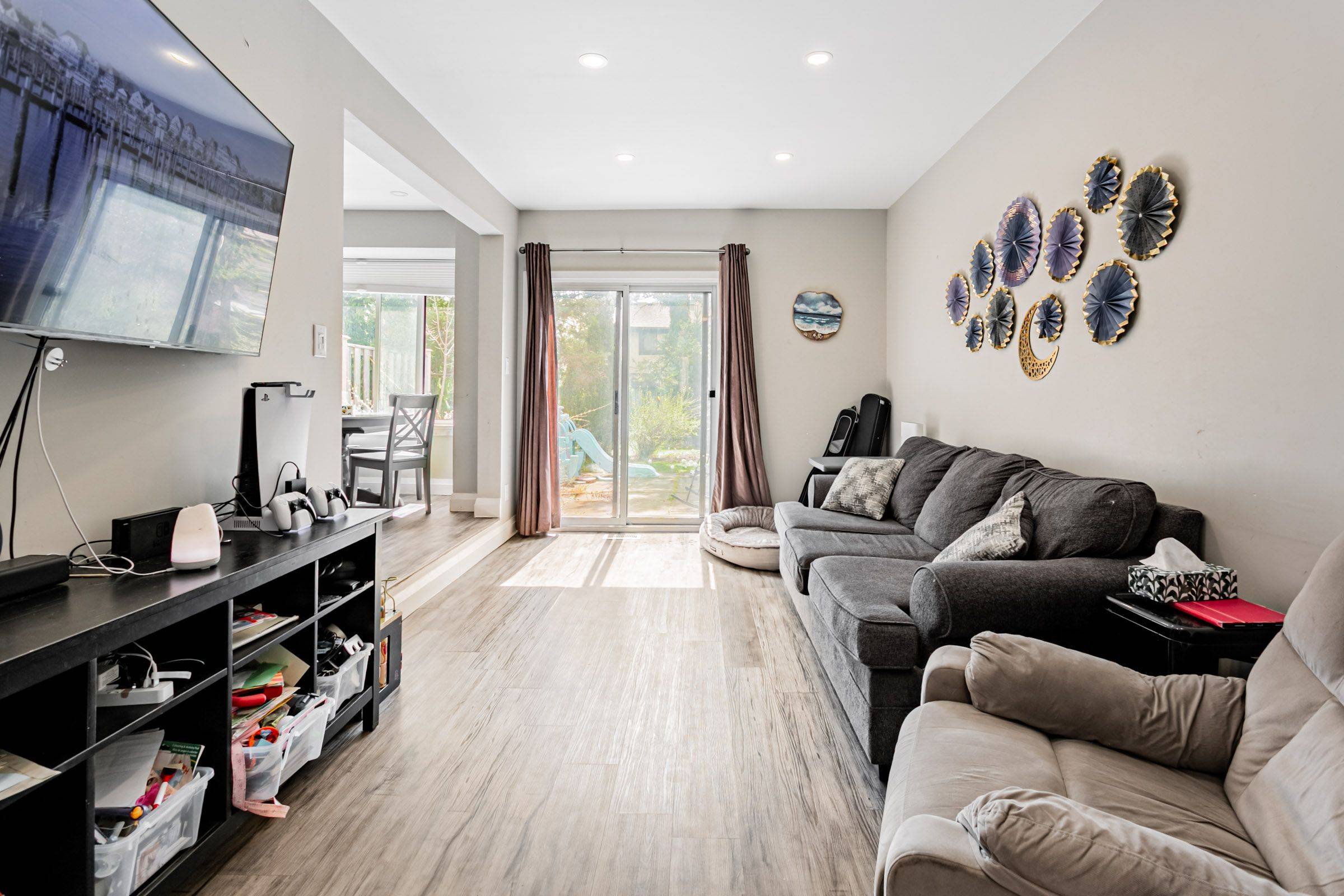 Mississauga, ON L5A 3Y8,3345 Silverado DR #69