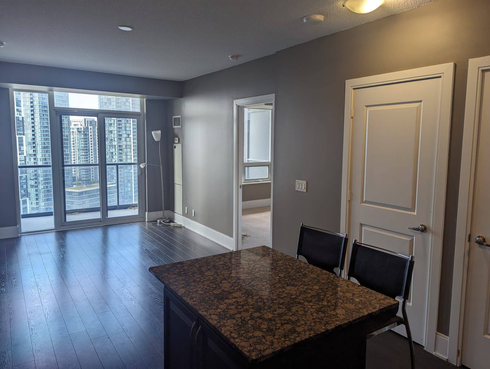 Mississauga, ON L5B 0E1,330 Burnhamthorpe RD W #2403