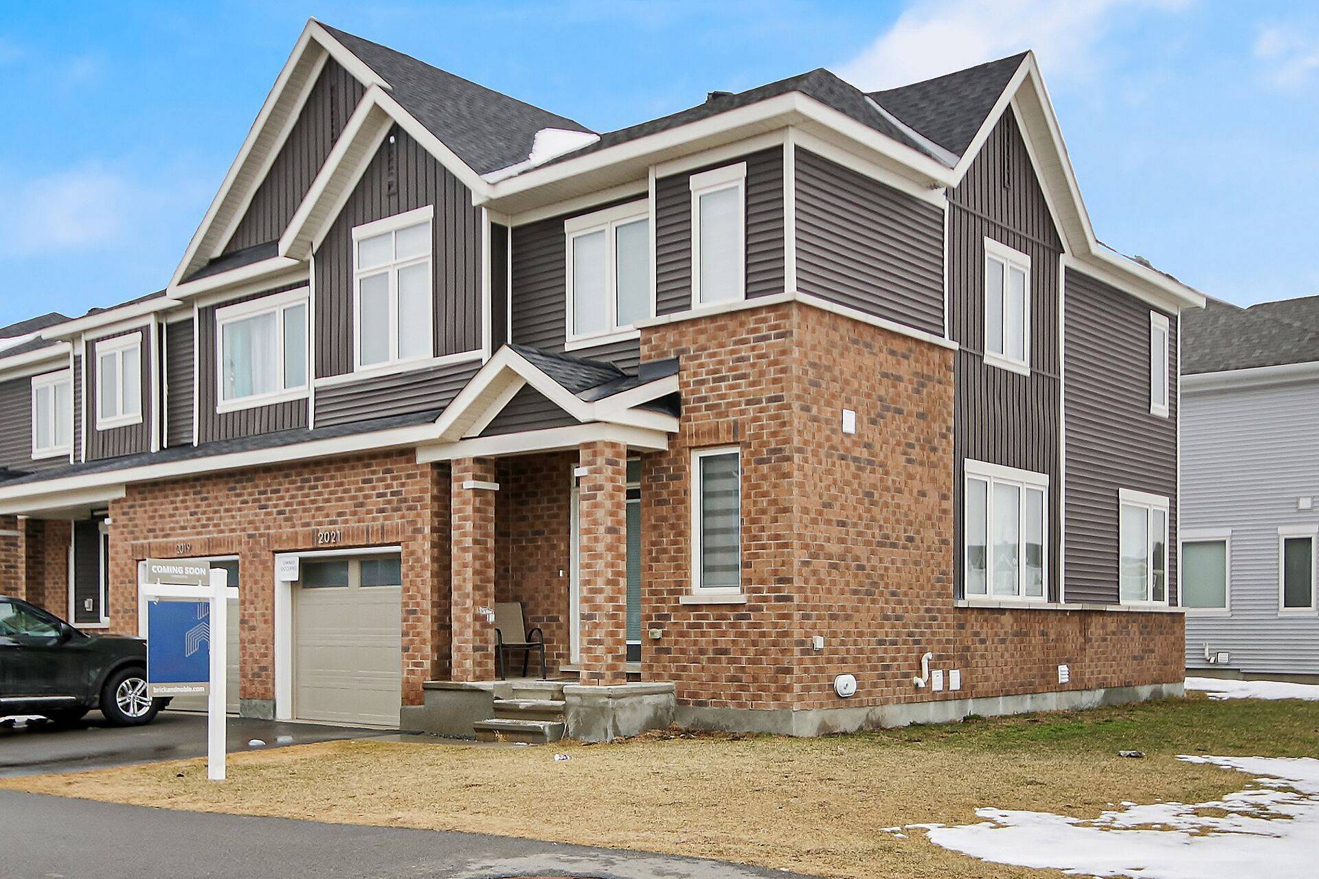 2021 Elevation RD, Barrhaven, ON K2J 6W6