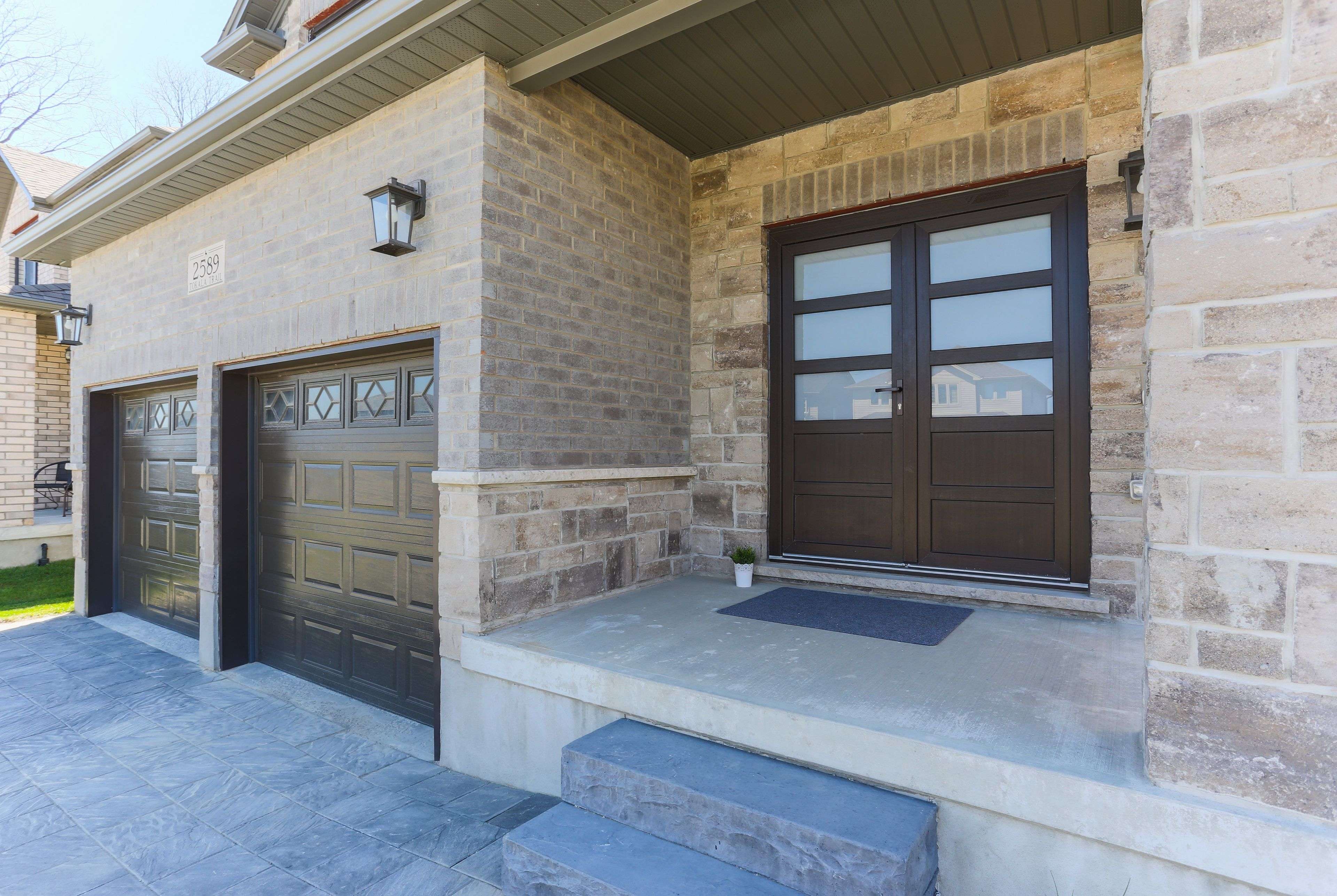 London North, ON N6G 0M4,2589 Tokala TRL #Upper Level