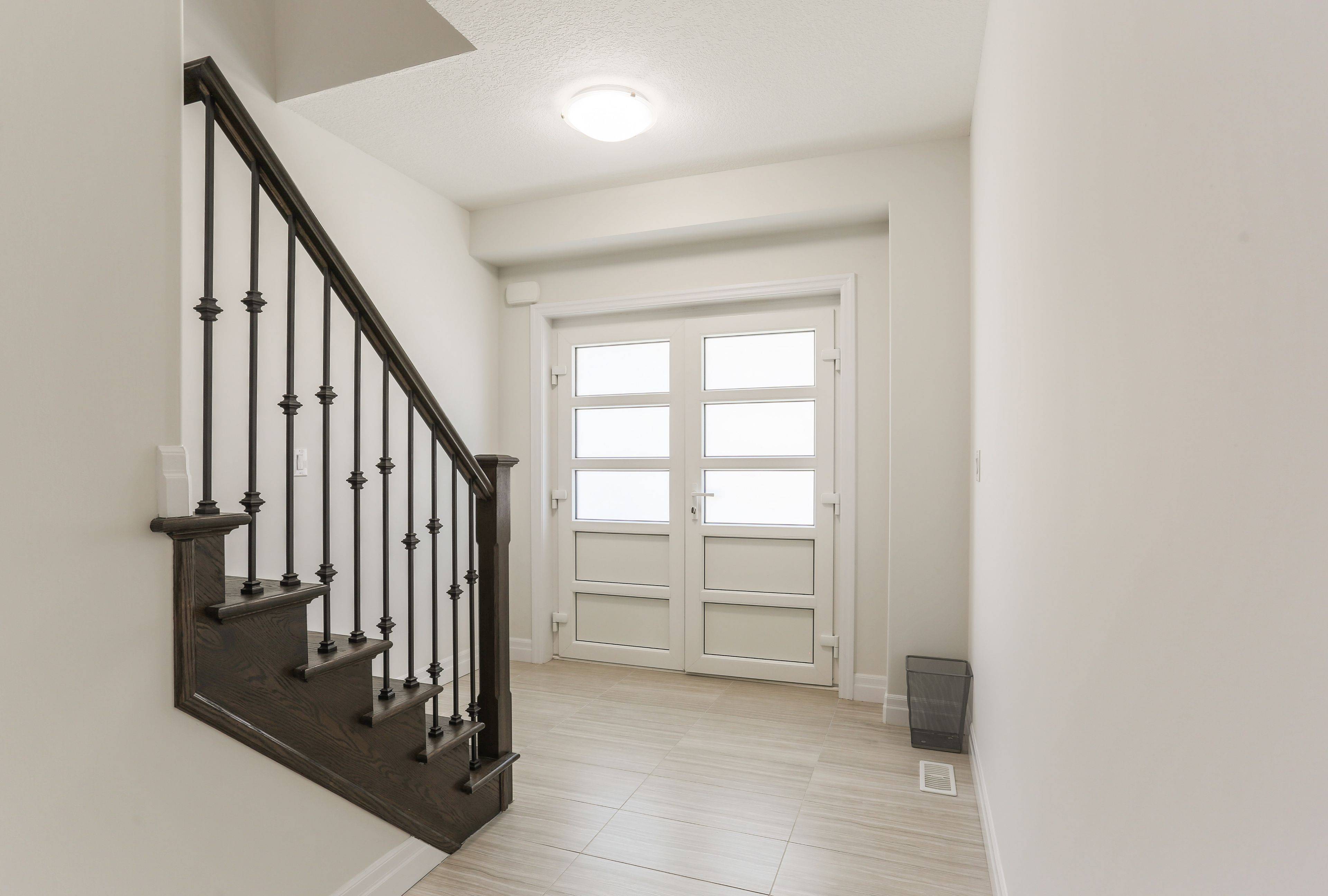 London North, ON N6G 0M4,2589 Tokala TRL #Upper Level
