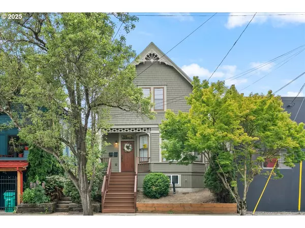 2115 NW 22ND AVE, Portland, OR 97210
