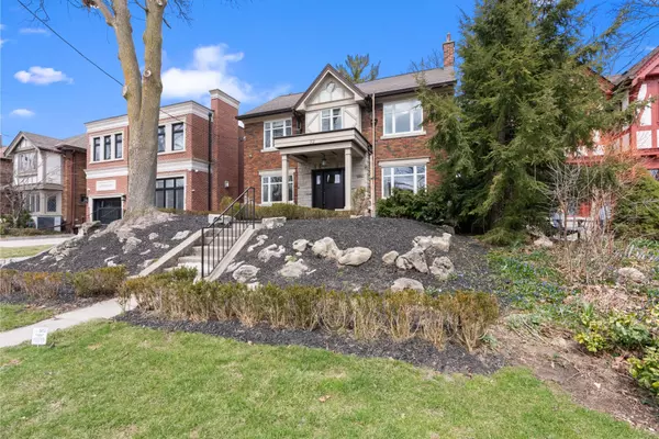 Toronto C11, ON M4G 2C6,32 Parkhurst BLVD