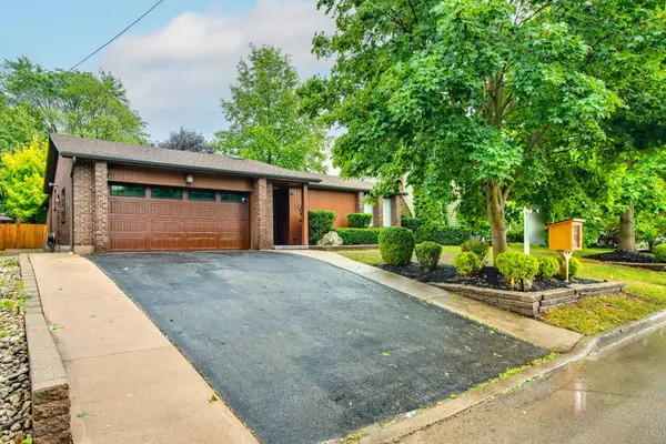 65 Hillcrest AVE, St. Catharines, ON L2R 4Y4