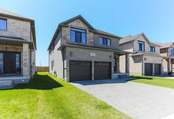 London North, ON N6G 0M4,2589 Tokala TRL #Upper Level
