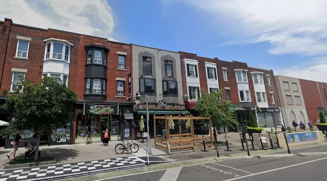 154 Danforth AVE, Toronto E03, ON M4K 1N1