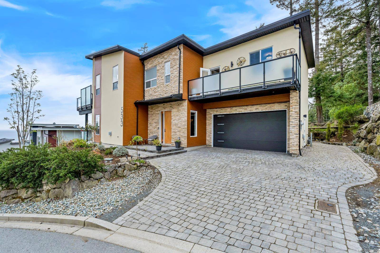 533 Gurunank Lane, Colwood, BC V9C 0M2