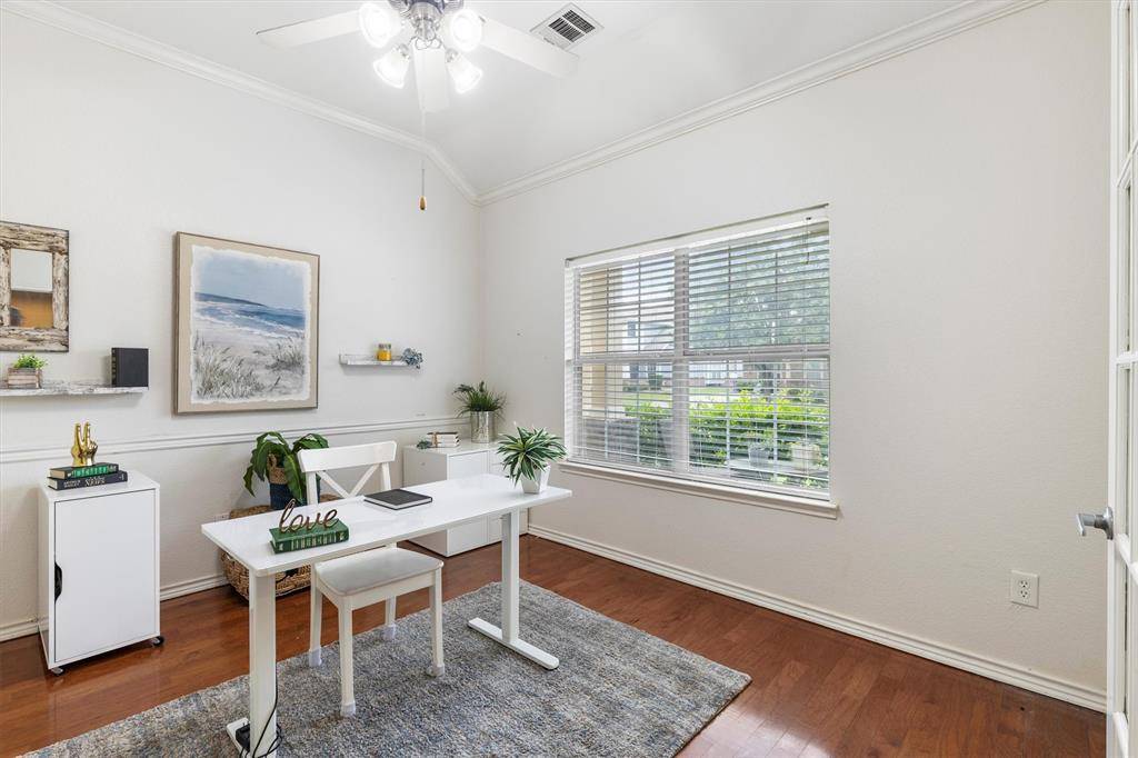 Mckinney, TX 75072,9745 Water Tree Drive