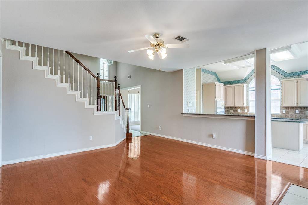 Carrollton, TX 75007,1521 Santa Fe Trail