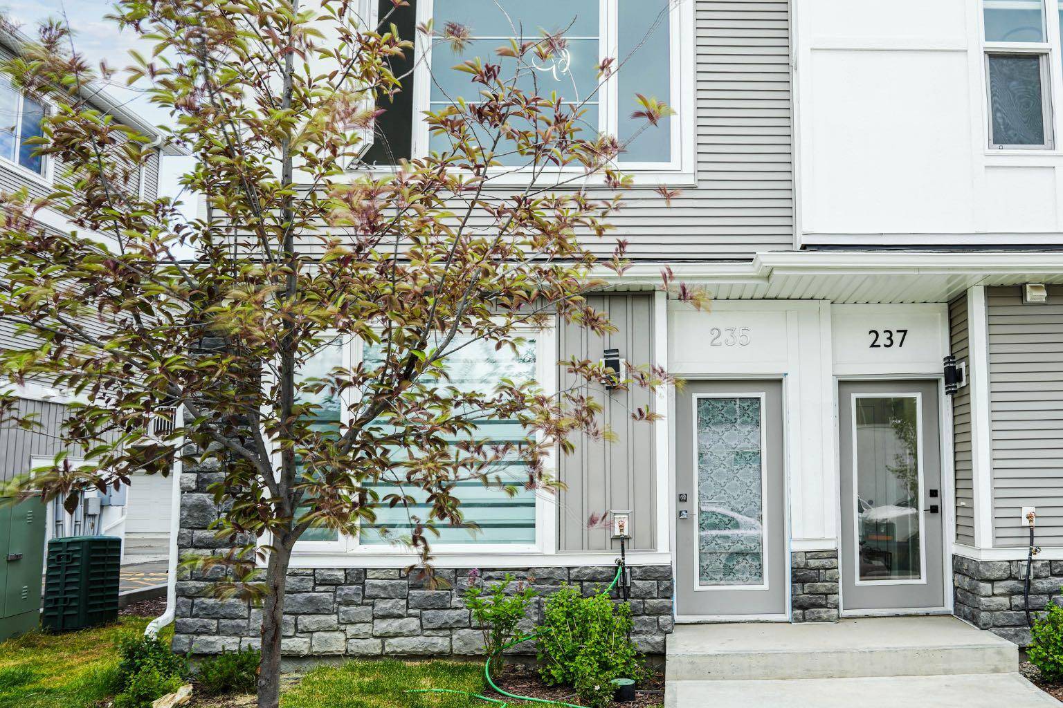 Calgary, AB T3J5S6,235 Saddlepeace CRES NE