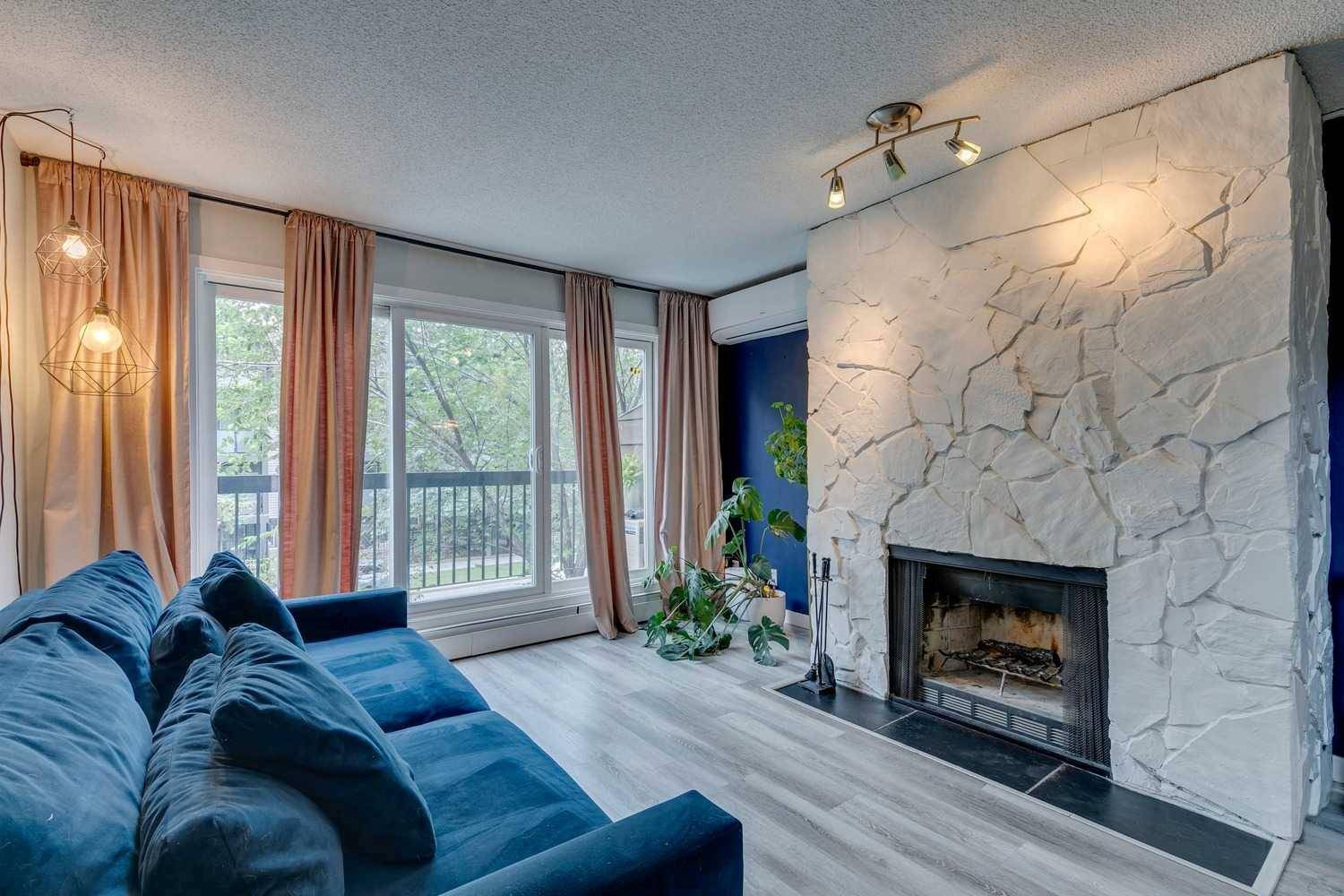 Calgary, AB T2E 3W2,722 4A ST Northeast #14