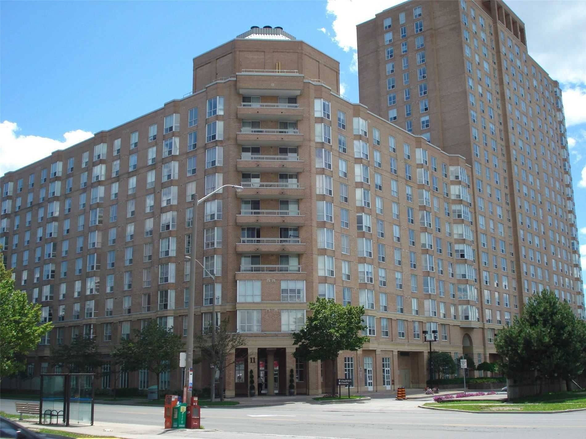 Toronto C11, ON M4H 1P3,11 Thorncliffe Pk DR #204