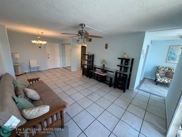 Sunny Isles Beach, FL 33160,210 172nd St  #532
