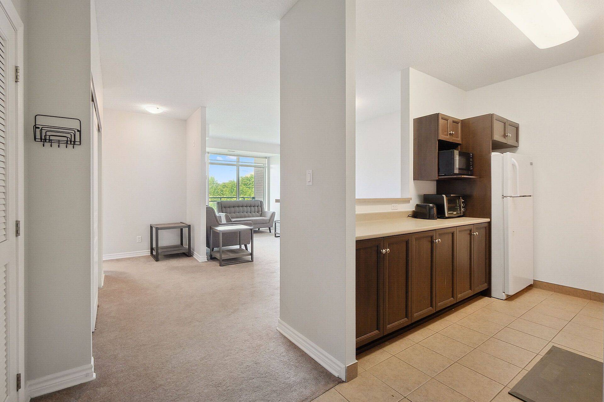 Alta Vista And Area, ON K1G 3Z7,100 Roger Guindon AVE #505