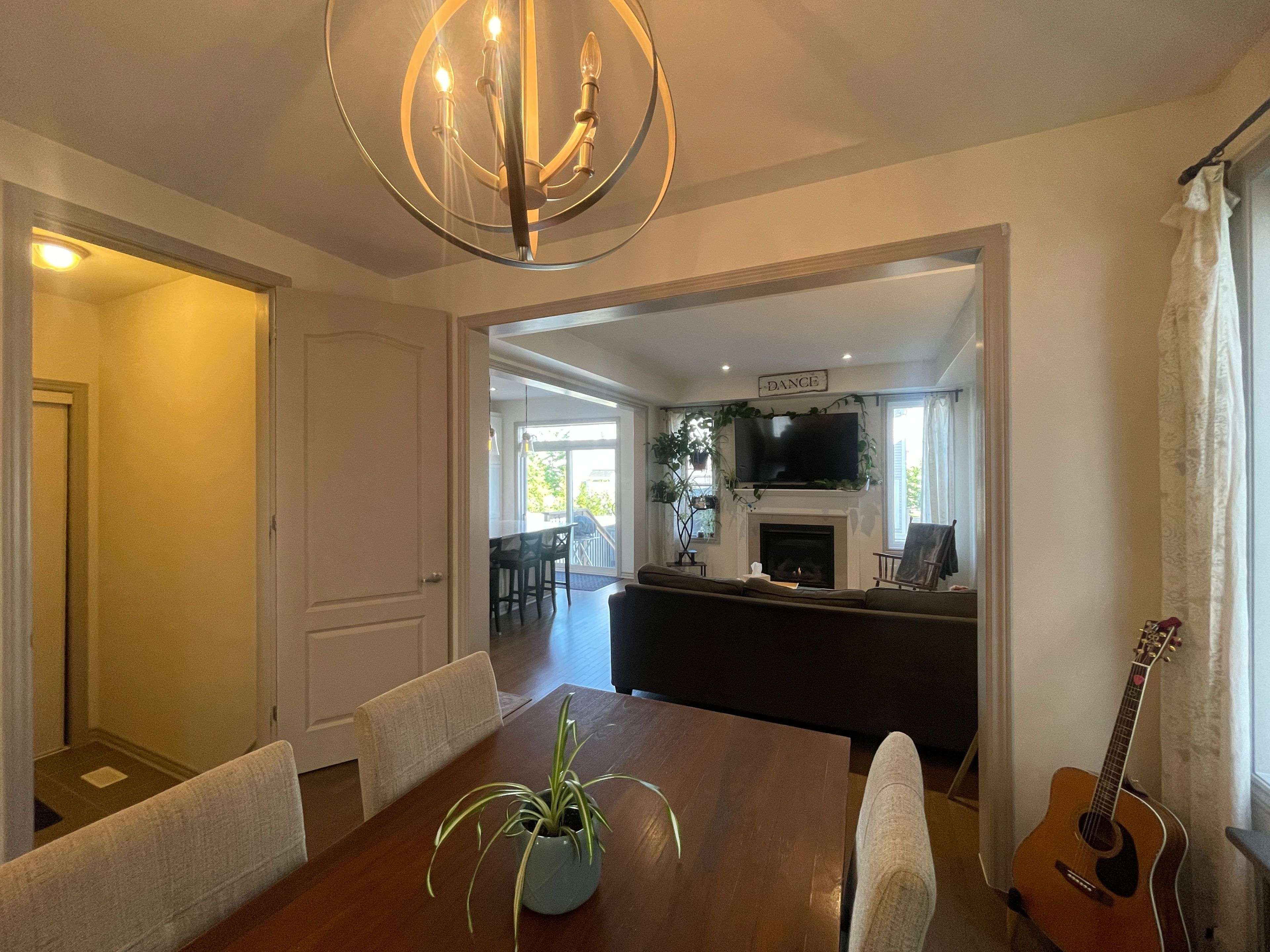 Kanata, ON K2M 0J6,273 Rivertree ST