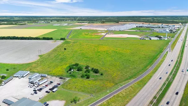 Palmer, TX 75152,8620 N I-45 Highway N