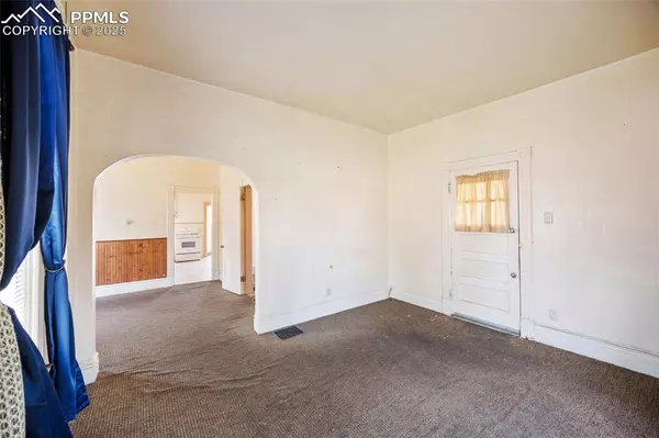 Colorado Springs, CO 80905,117 S Limit ST