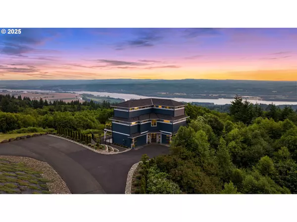 1016 Varsity RD, Kalama, WA 98625