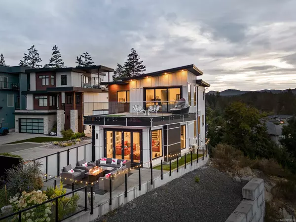Colwood, BC V9C 0M3,3630 Ridge View Terr
