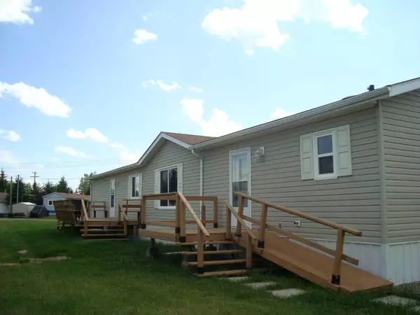 Trochu, AB T0M 2C0,#8 Trochu AVE