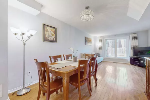 Mississauga, ON L5M 5X1,5865 Dalebrook CRES #47B