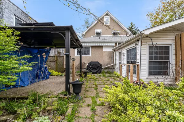 Port Colborne, ON L3K 1Y7,305 Mitchell ST