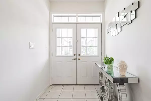 Hamilton, ON L0R 1C0,11 MCWATTERS ST