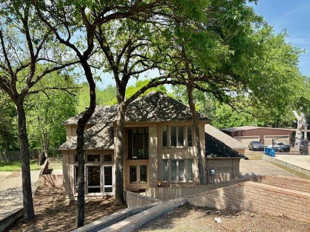 1417 Wyndmere Drive, Desoto, TX 75115