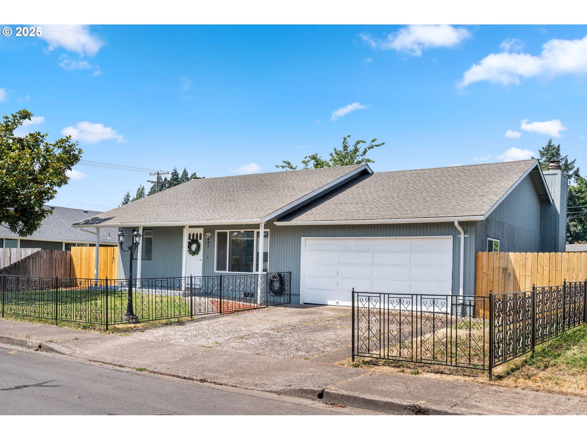 Springfield, OR 97477,492 W OLYMPIC ST