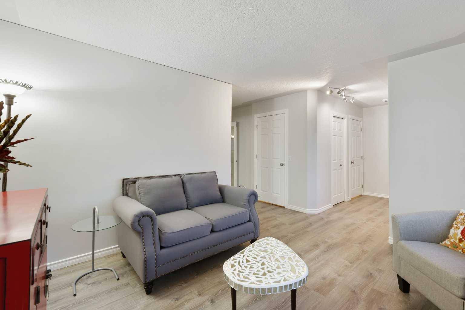 High River, AB T1V 1V9,208 HIGHWOOD VILLAGE PL Northwest