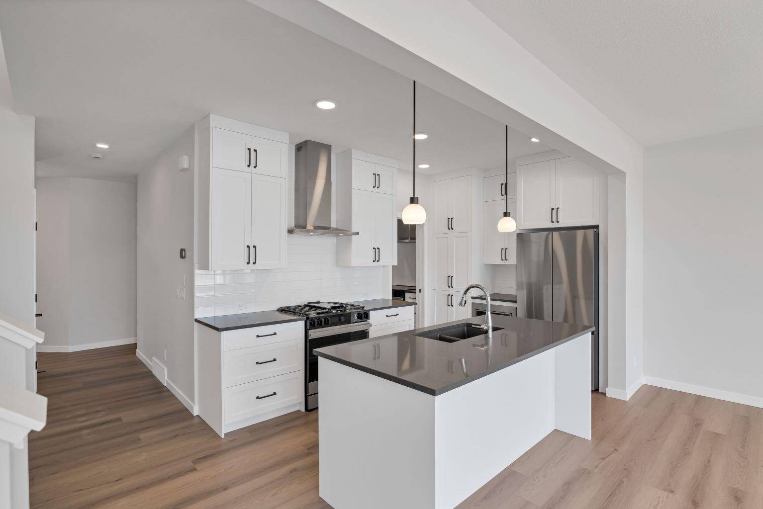 4067 Sawgrass ST NW, Airdrie, AB T4B 5V4
