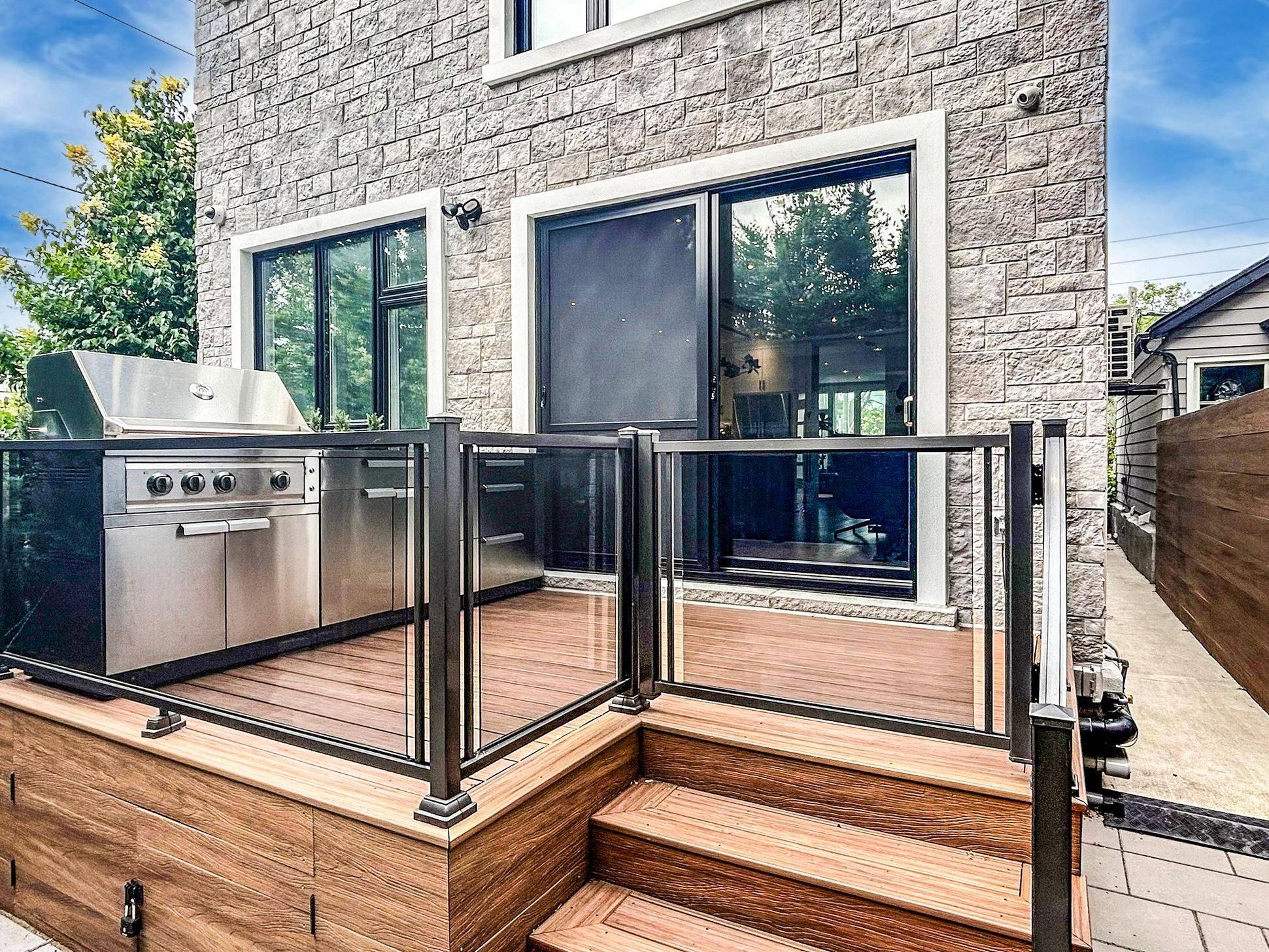 Toronto E03, ON M4C 4K4,330 Cedarvale AVE