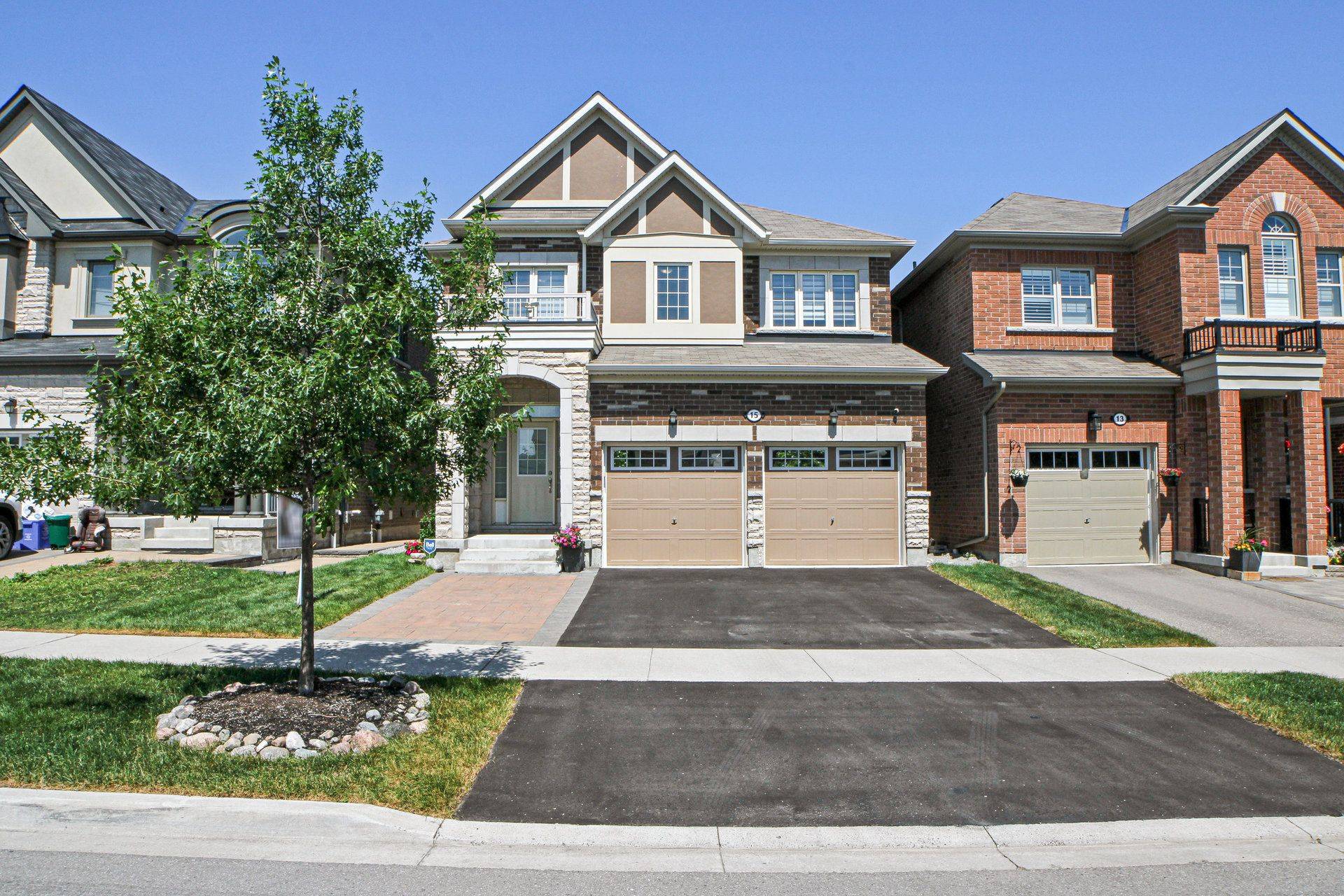 15 Littlebeck CRES,  Whitby,  ON L1P 0G3