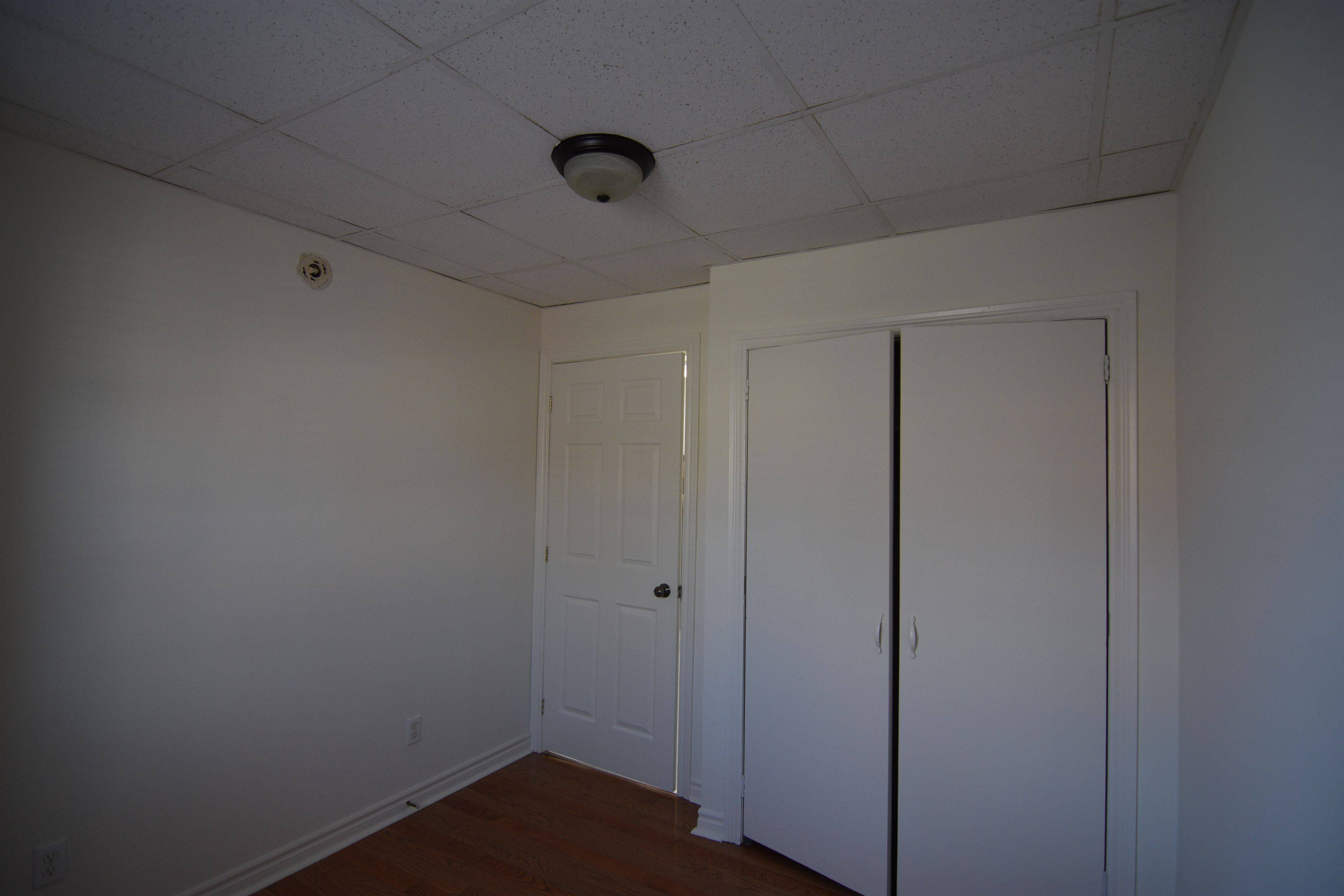 Peterborough Central, ON K9J 4J3,509 Parnell ST #Main