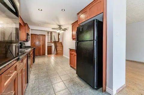 Kitchener, ON N2B 2L3,87 Secord AVE