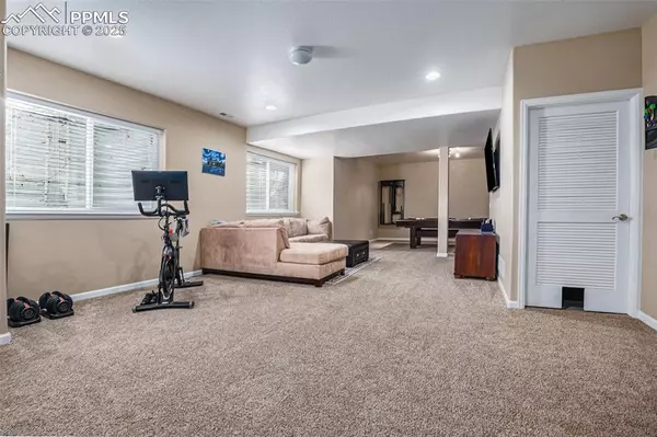 Colorado Springs, CO 80924,9115 McClintock DR