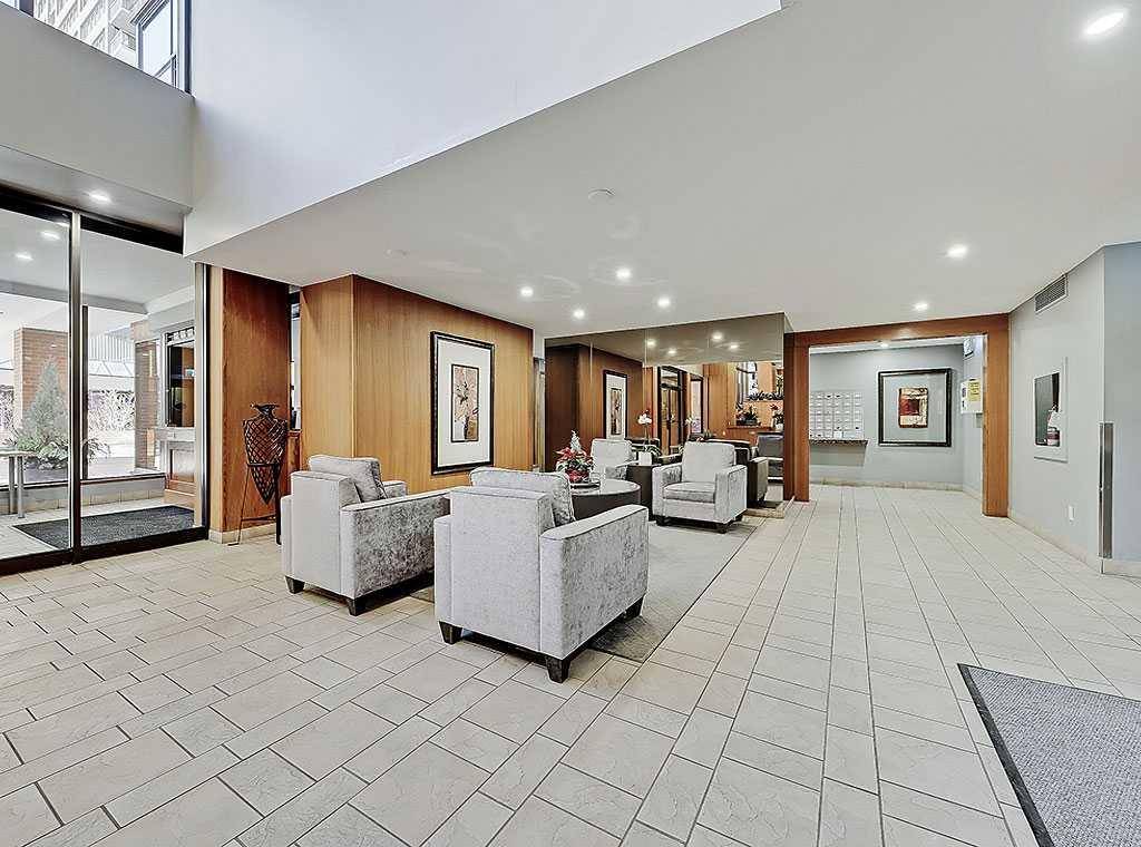 Calgary, AB T2S 2T9,318 26 AVE Southwest #902