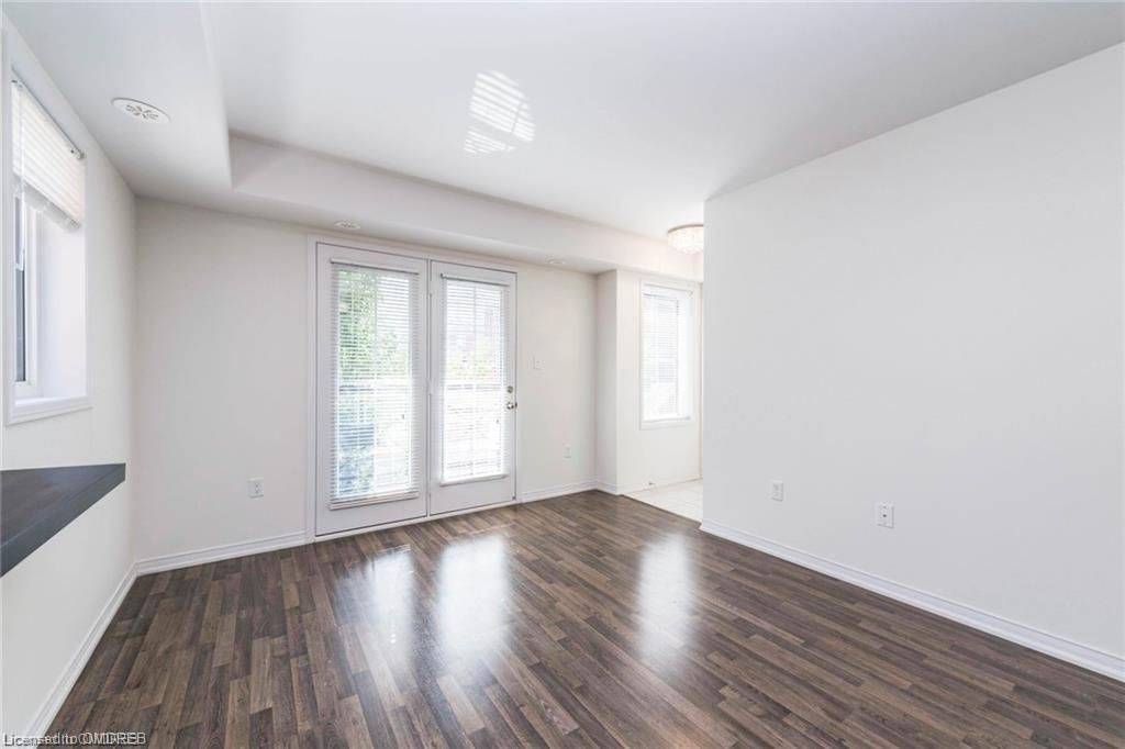 Oakville, ON L6H 0K1,2504 Post RD #7