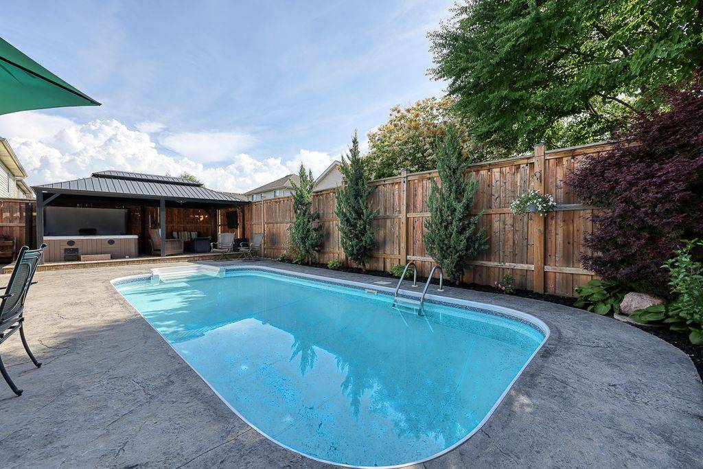 Woodstock, ON N4T 1R6,597 Lansdowne AVE