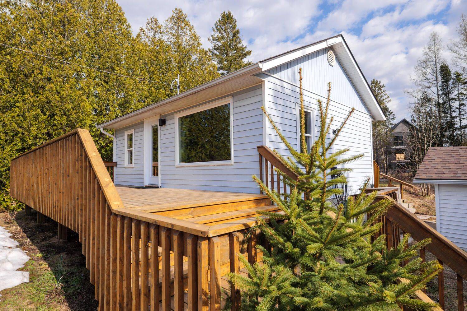 Northern Bruce Peninsula, ON N0H 2T0,861 Pike Bay RD