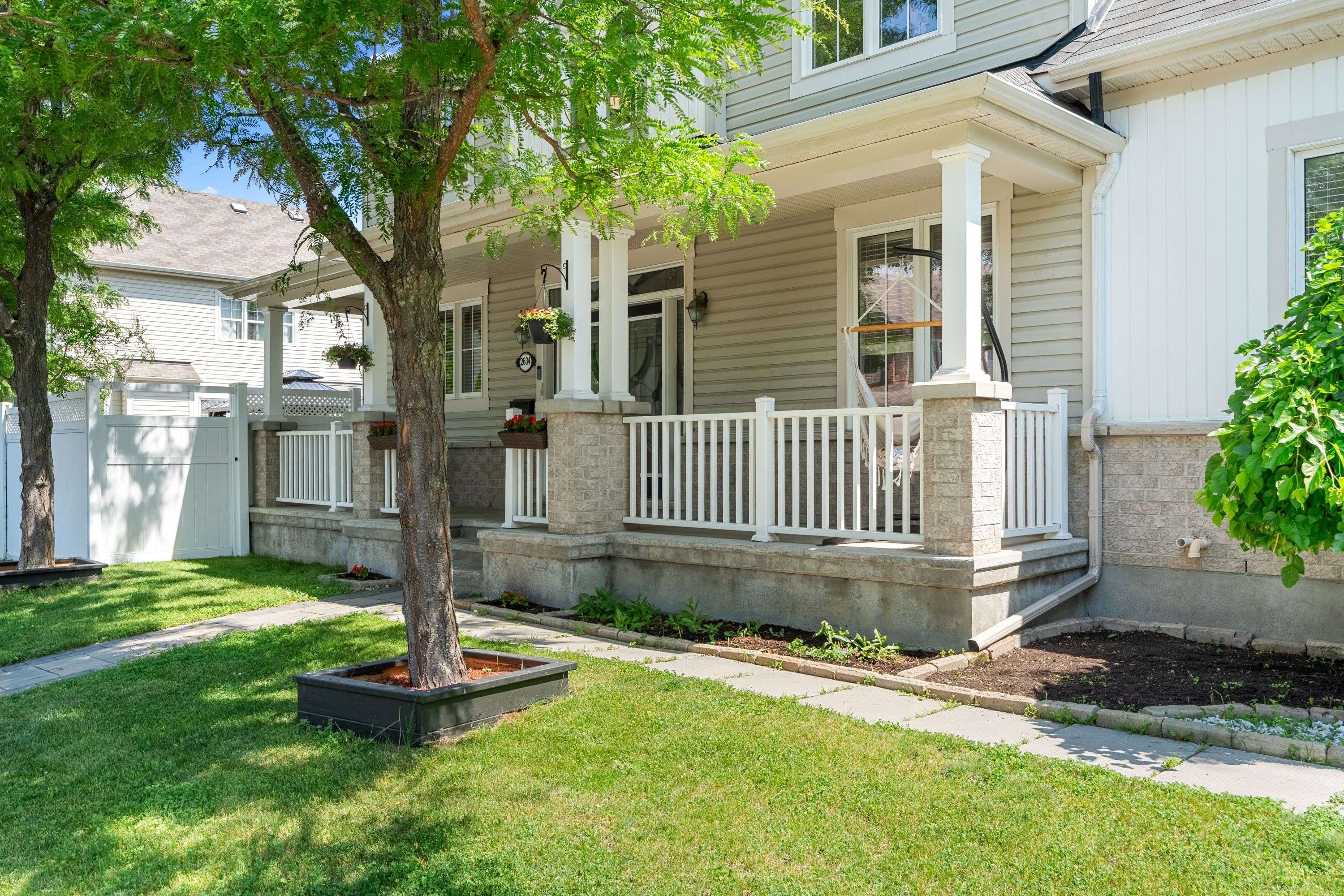 Barrhaven, ON K2J 0R7,2634 Fallingwater CIR