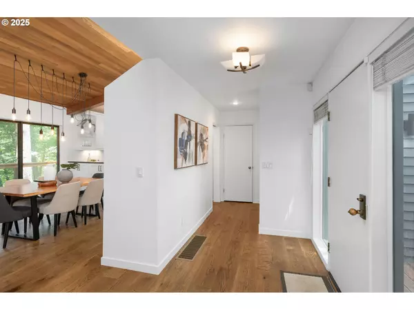Portland, OR 97239,6426 SW BURLINGAME PL