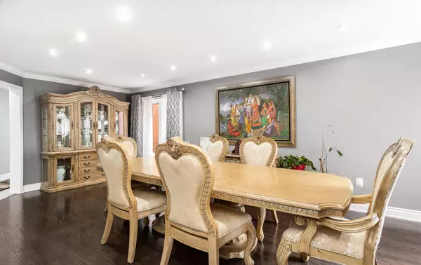 Brampton, ON L6R 1J8,112 Wildberry CRES